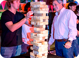 alquiler de JENGA GIGANTE
